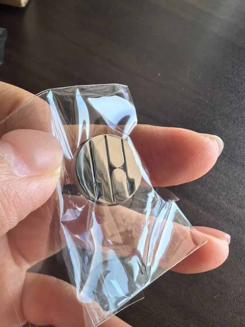 Round band pin packed in a clear individual OPP bag